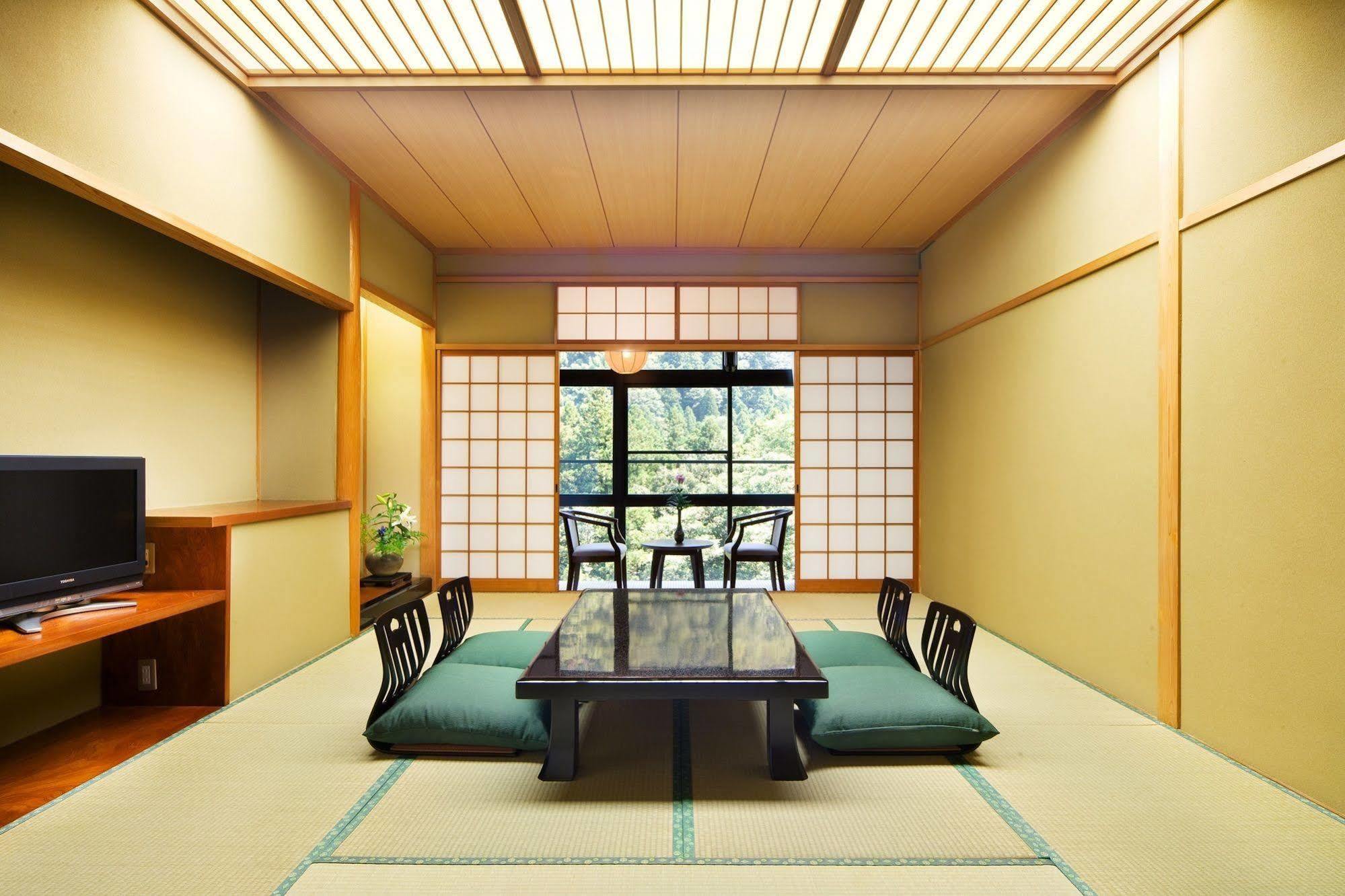 Yamanaka Onsen Kagari Kisshotei Kaga  Exterior photo